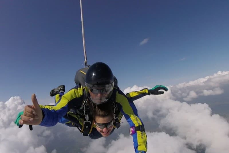 Padalski skok v tandemu iz 3.000 m  (Maribor)  / 1 oseba (do 90 kg)