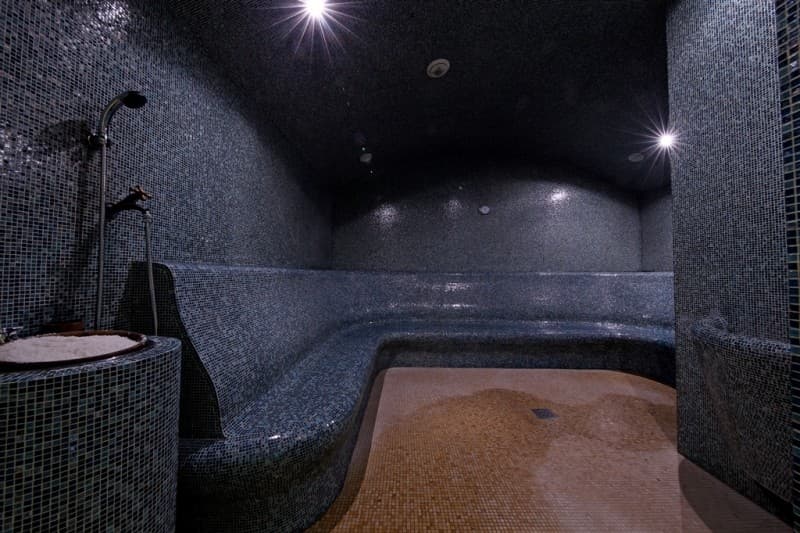 Morski paket - vstop v savno in sprostitvena masaža / 1 oseba