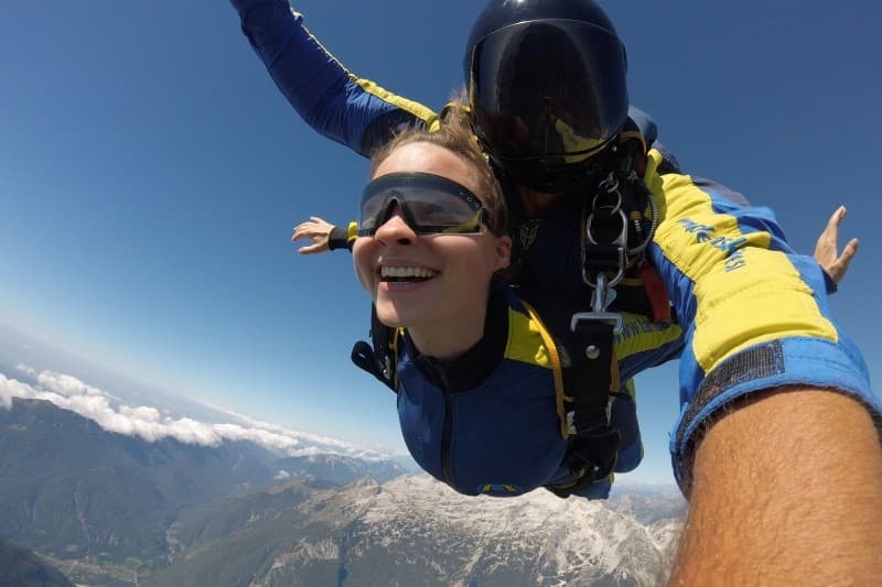 Padalski skok v tandemu iz 3.000 m  (Maribor)  / 1 oseba (do 90 kg)